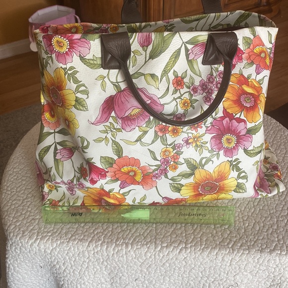 Sold - Picture 2 of 8